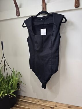 Zara Black Square Neck Sleeveless Bodysuit